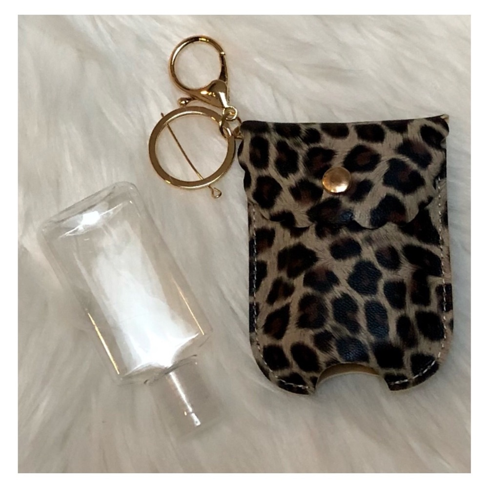 Leopard Print Hand Sanitizer Pouch Key Ring NIP - Picture 5 of 8